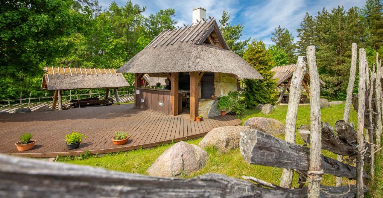 Kassari Puhkekeskus Hotel Käina Kültér fotó