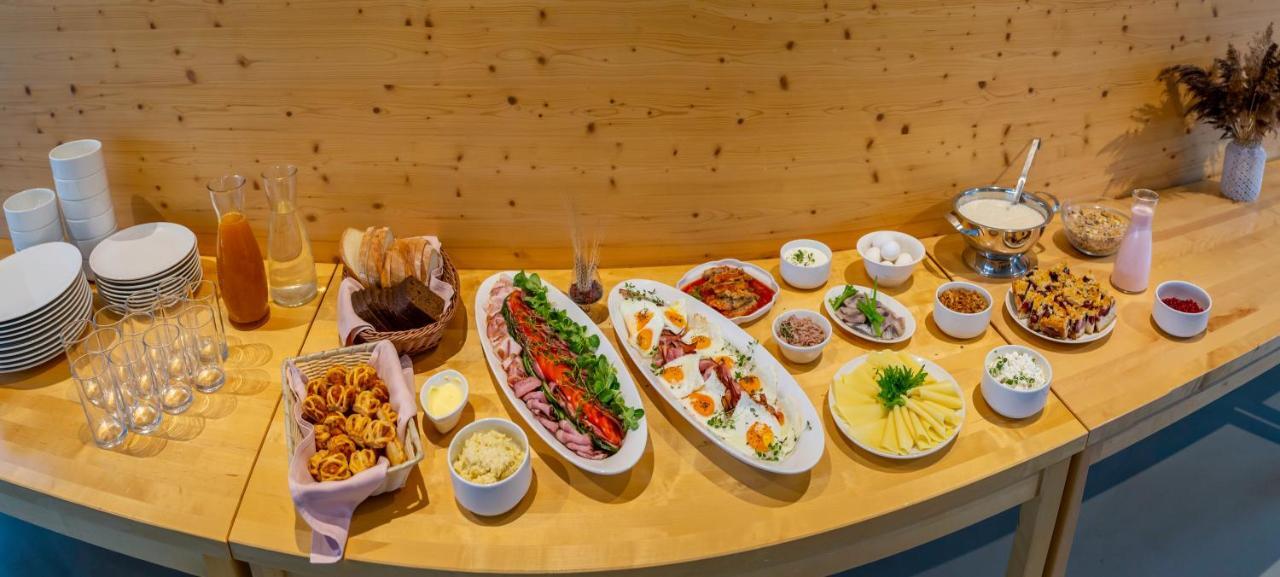 Kassari Puhkekeskus Hotel Käina Kültér fotó